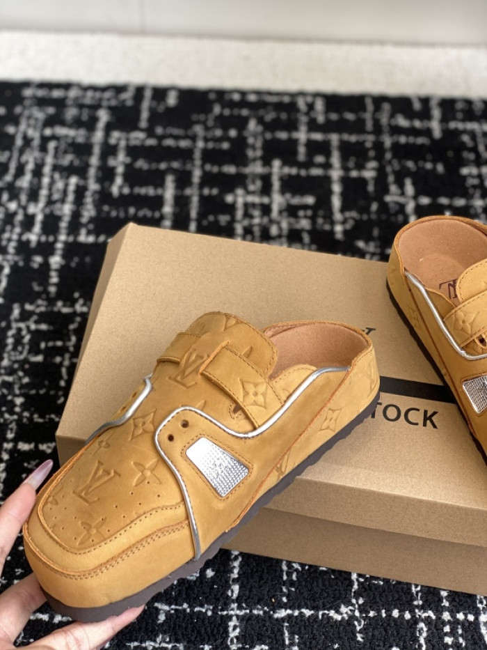 B1RKENSTOCK Sandals BK10