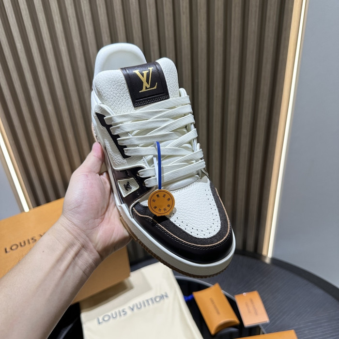 LV snekaers L0000741
