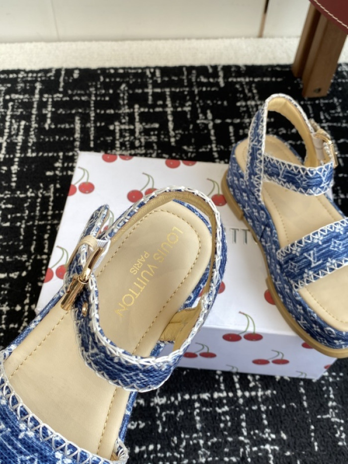 L&V sandal 227
