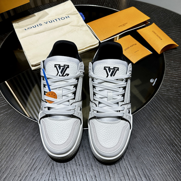 LV snekaers L0000677
