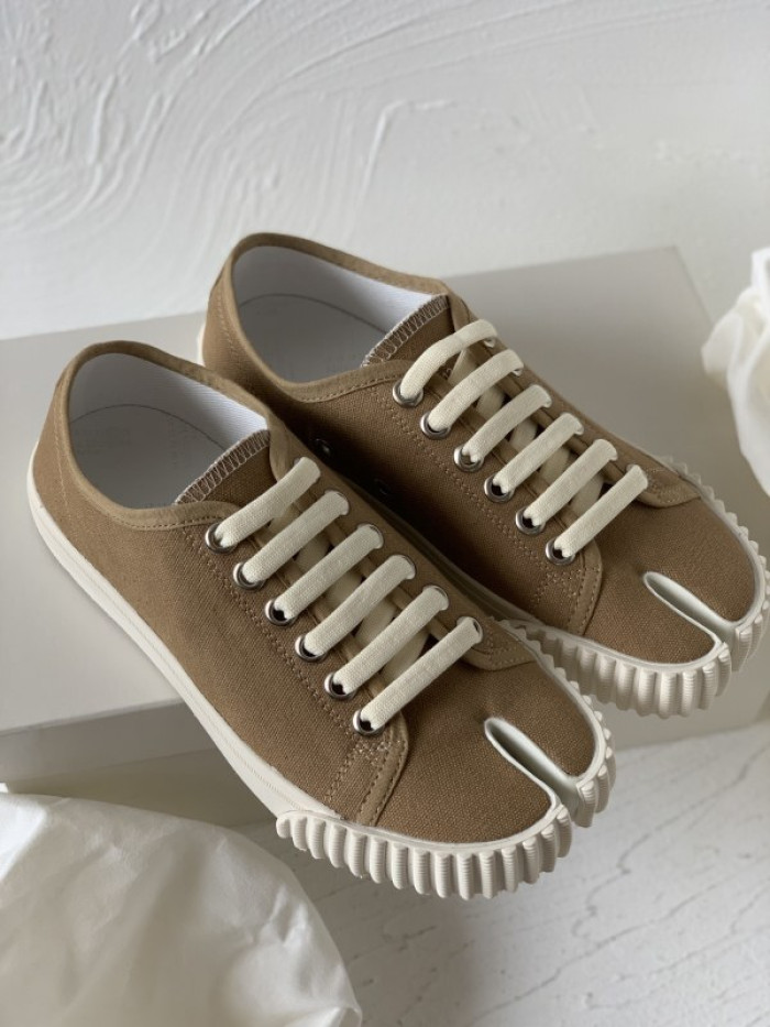 ma1s0n Marg*e1a tabi sneakers s57ws0349