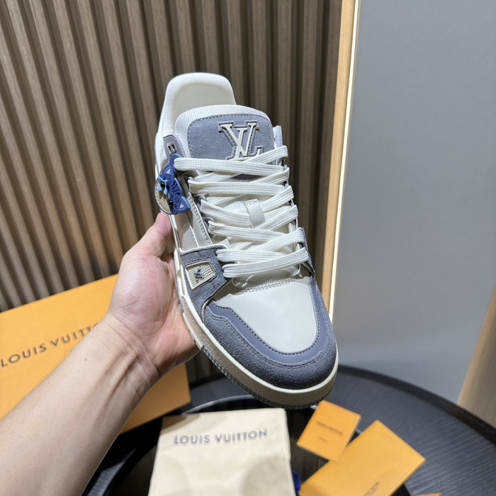 LV snekaers L0000889
