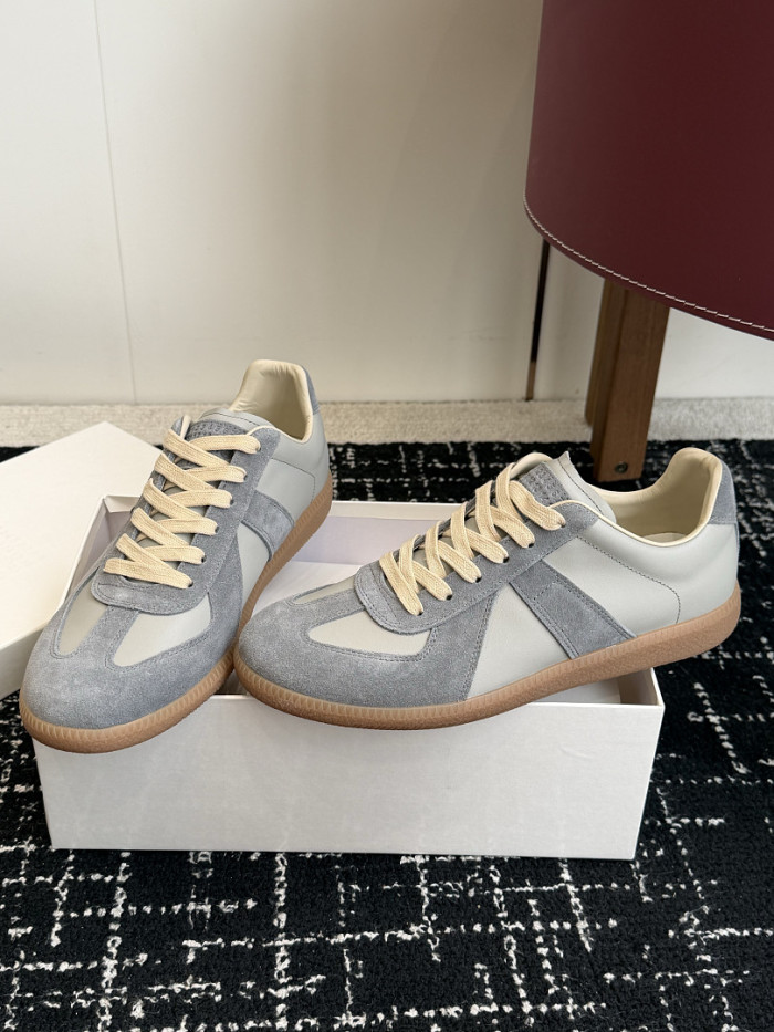 Ma1s0n Marg*e1a CALFSKIN S57WS0396