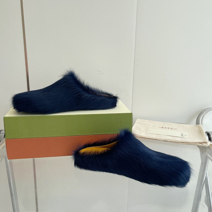 Marni Slides M011