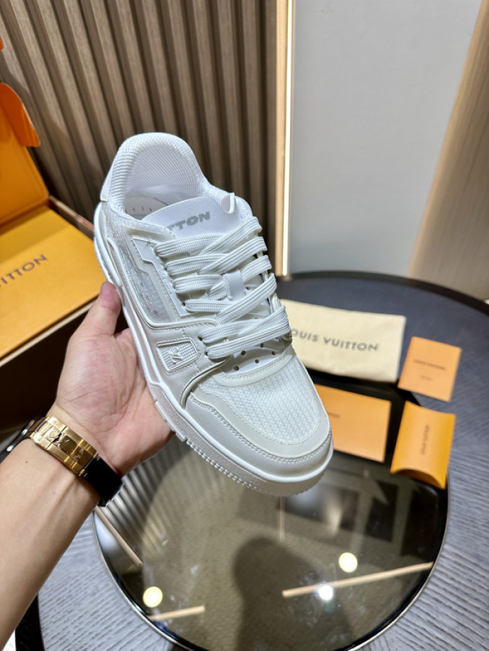 LV snekaers L0000367