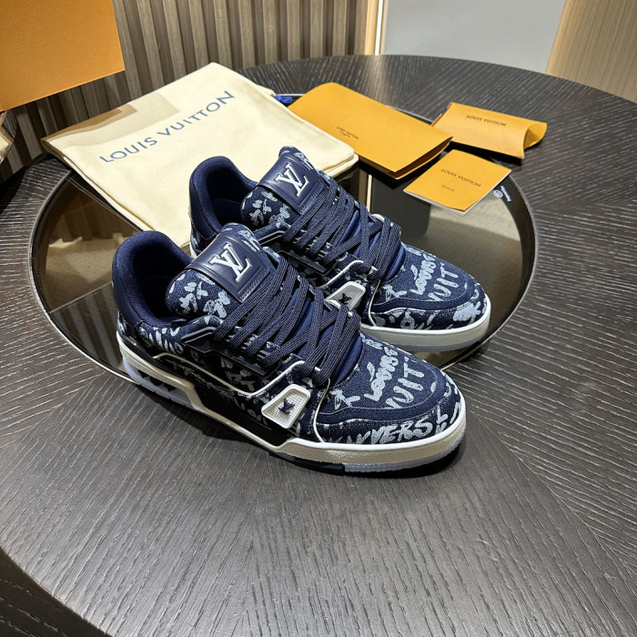 LV snekaers L0000681