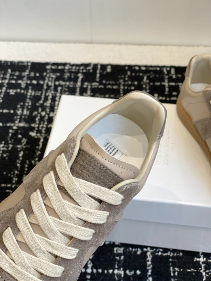 Ma1s0n Marg*e1a CALFSKIN S57WS0345