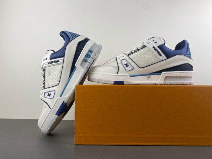 LV snekaers L0000722