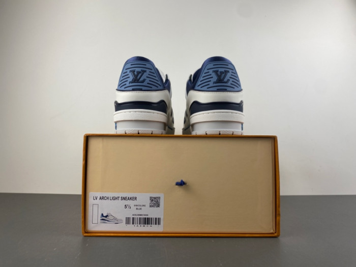 LV snekaers L0000722
