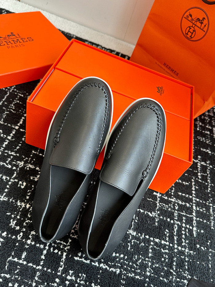 Hermes loafers HM068