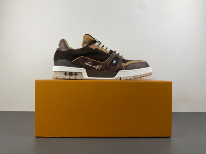 LV snekaers L0000712