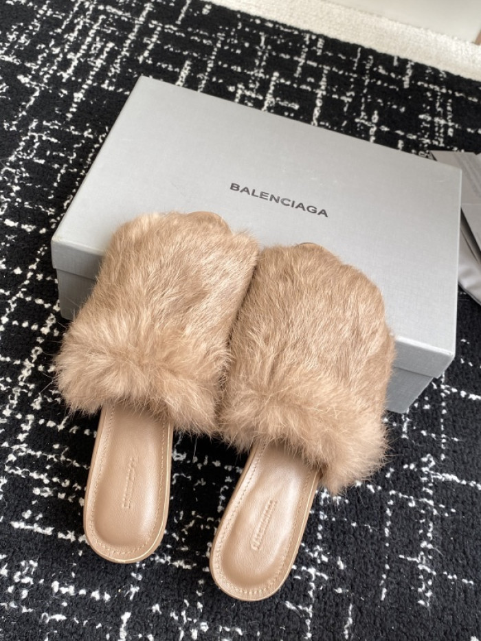 Balenciag* Sandal BS98