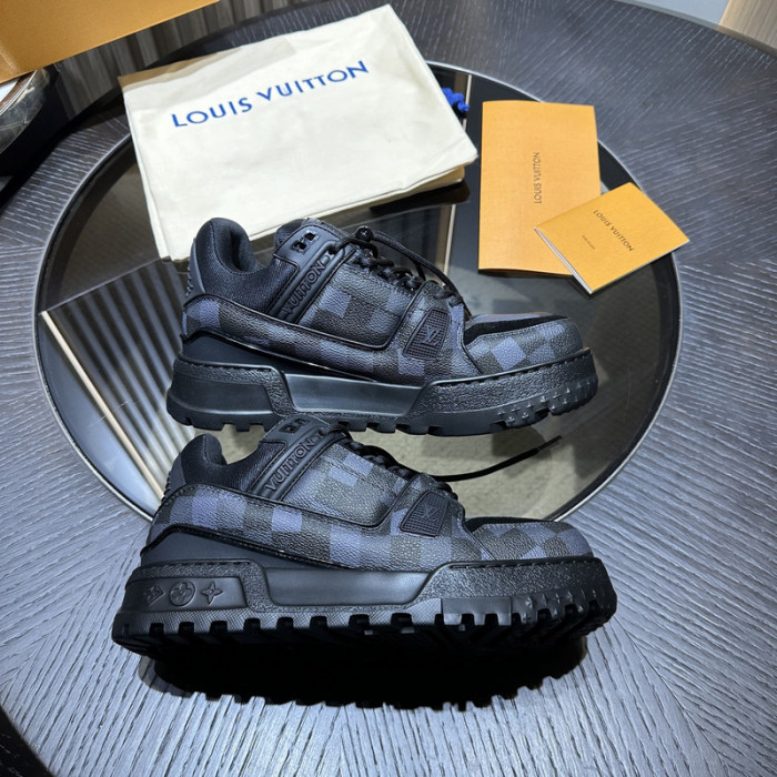 LV snekaers L0000546