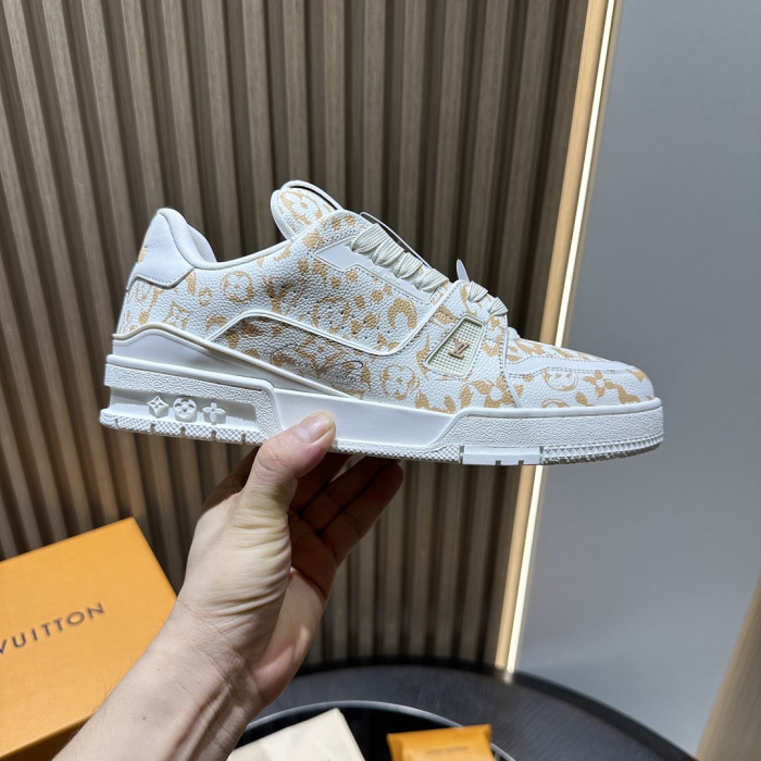 LV snekaers L0000874
