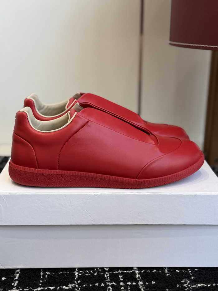 Ma1s0n Marg*e1a CALFSKIN S57WS0366