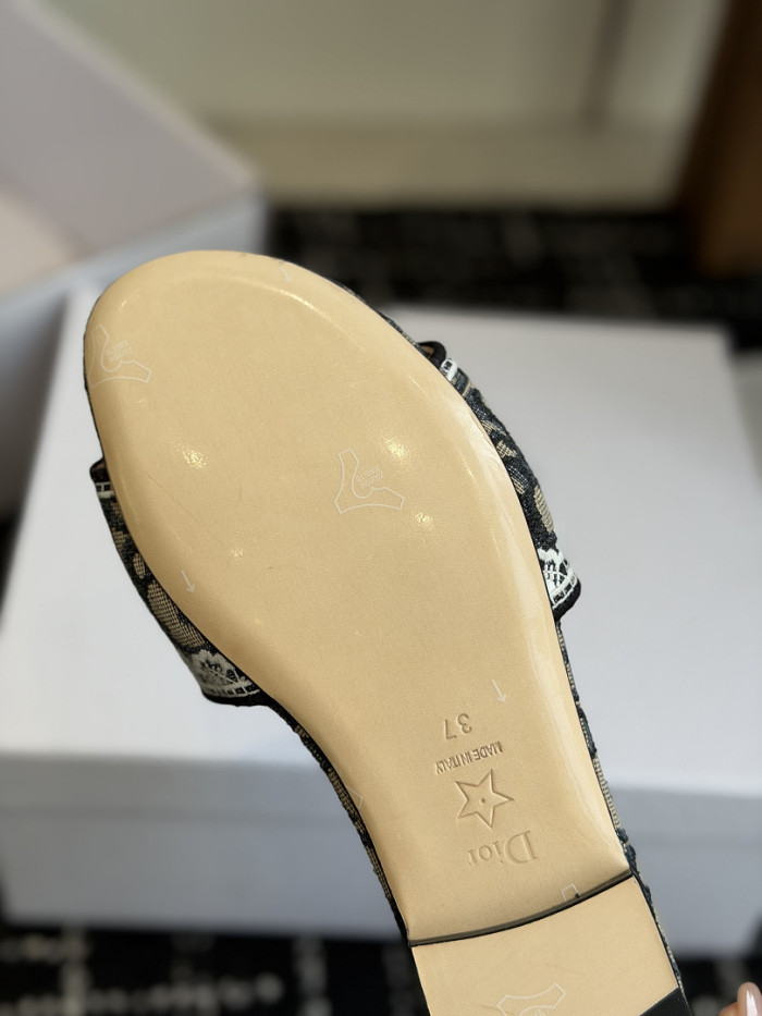Dio* sandals DS157