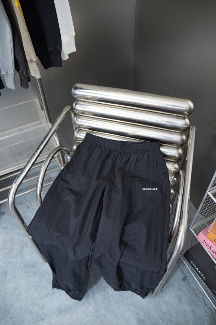 Balenciag* pants Bh100