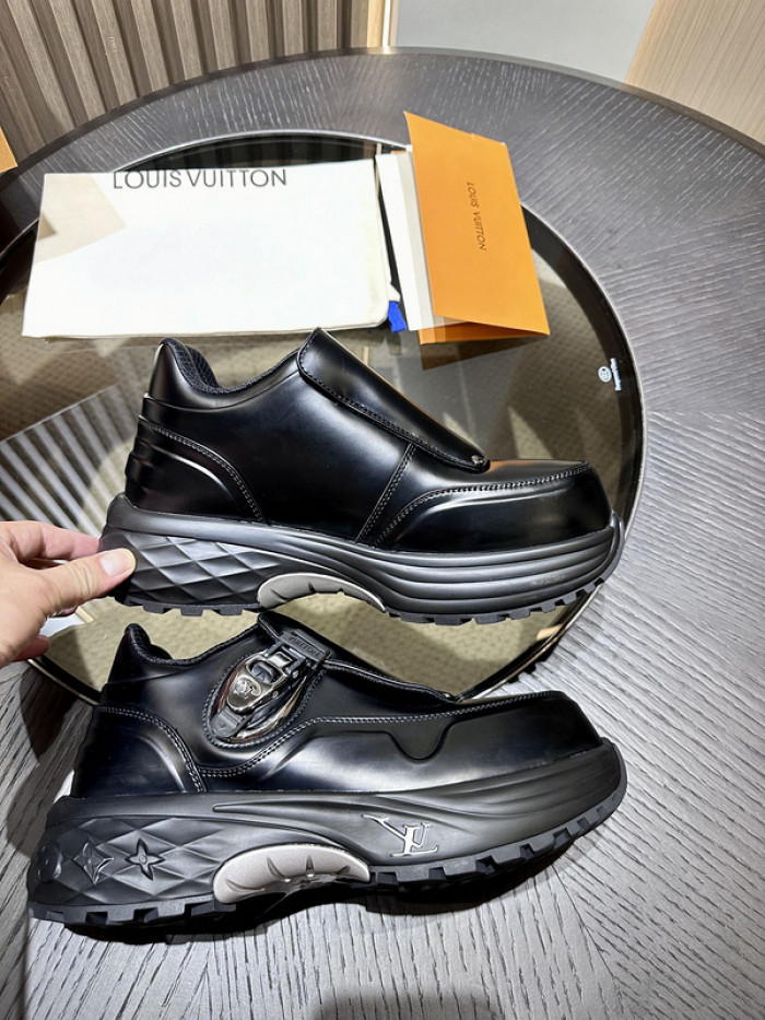 LV snekaers L0000361